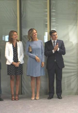 Los Príncipes de Asturias inauguraron en San Sebastián el Basque Culinary Center. El look de Dña. Letizia
