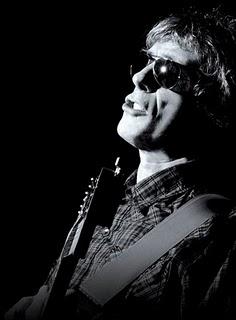 LUIS ALBERTO SPINETTA en inglés: