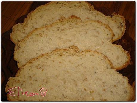 Pan con semillas de lino