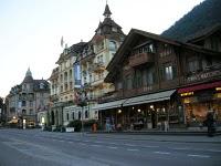 Calle principal de Interlaken (Suiza) Viaje a Suiza (II)
