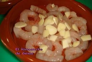 CAZUELA DE GAMBAS CAZUELA DE GAMBAS