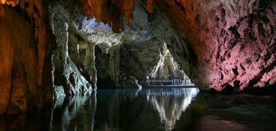 Salerno: Las maravillas de las grutas del ángel Salerno: Las maravillas de las grutas del ángel