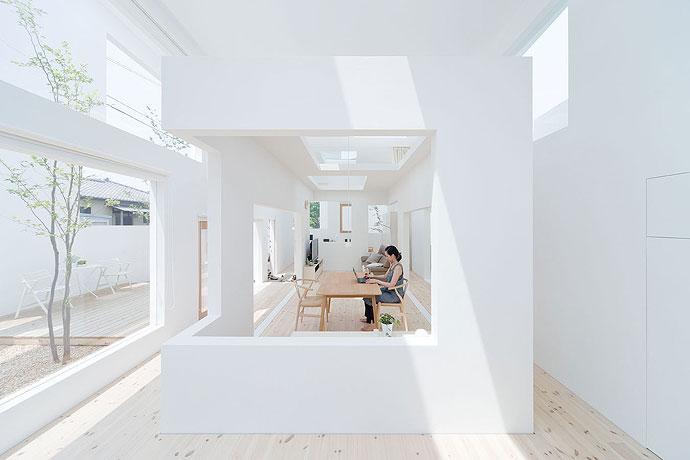 Casa N en Oita: Sou Fujimoto. Una Matrioshka Espacial Casa N en Oita: Sou Fujimoto. Una Matrioshka Espacial