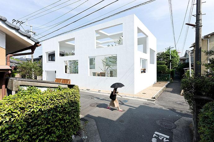 Casa N en Oita: Sou Fujimoto. Una Matrioshka Espacial Casa N en Oita: Sou Fujimoto. Una Matrioshka Espacial