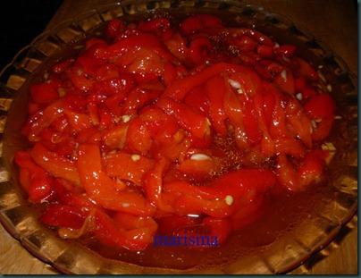 Pimientos asados aliñados Pimientos asados aliñados