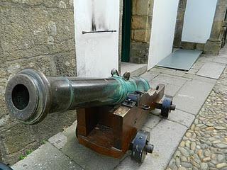 Una hora menos en Valença do Minho. Una hora menos en Valença do Minho.