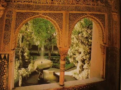¿Qué dicen las paredes de la Alhambra? ¿Qué dicen las paredes de la Alhambra?