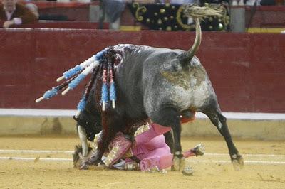 Cornada Juan Jose Padilla torero