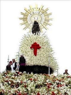 Ofrenda de Flores y Frutas a la Virgen del Pilar 2011 Ofrenda de Flores y Frutas a la Virgen del Pilar 2011