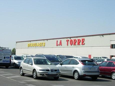 CRÓNICA #IRONIAYSOSTENIBILIDAD (III): DESGUACES LA TORRE CRÓNICA #IRONIAYSOSTENIBILIDAD (III): DESGUACES LA TORRE