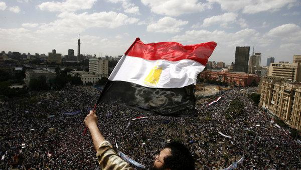 El Consejo Militar de Egipto traspasará los poderes al ‘pueblo’ según los plazos previstos Consejo militar de Egipto promete traspasar el poder a las autoridades civiles en los plazos previstos