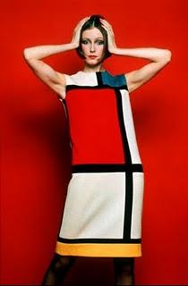 Retrospectiva de Yves Saint Laurent, diseñador y artista Retrospectiva de Yves Saint Laurent, diseñador y artista