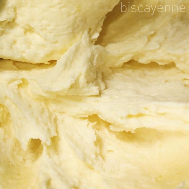 La crema pluscuamperfecta (frosting, buttercream, cheesecream, yoquesécream)