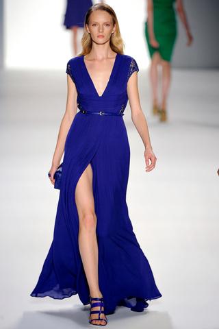 Elie Saab y su glamorosa colección en París Fashion Week!!! Elie Saab y su glamorosa colección en París Fashion Week!!!