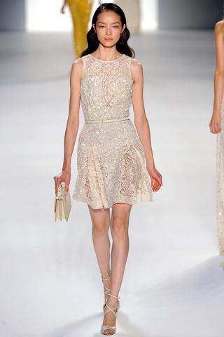 Elie Saab y su glamorosa colección en París Fashion Week!!! Elie Saab y su glamorosa colección en París Fashion Week!!!