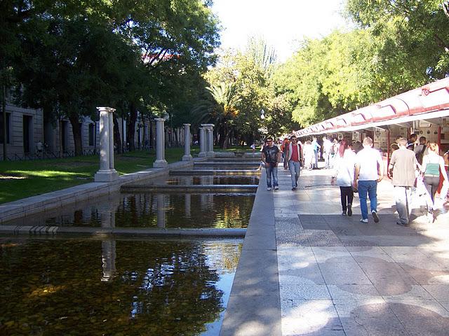 El domingo 16 de octubre finaliza la Feria de Otoño del Libro Viejo y Antiguo de Madrid