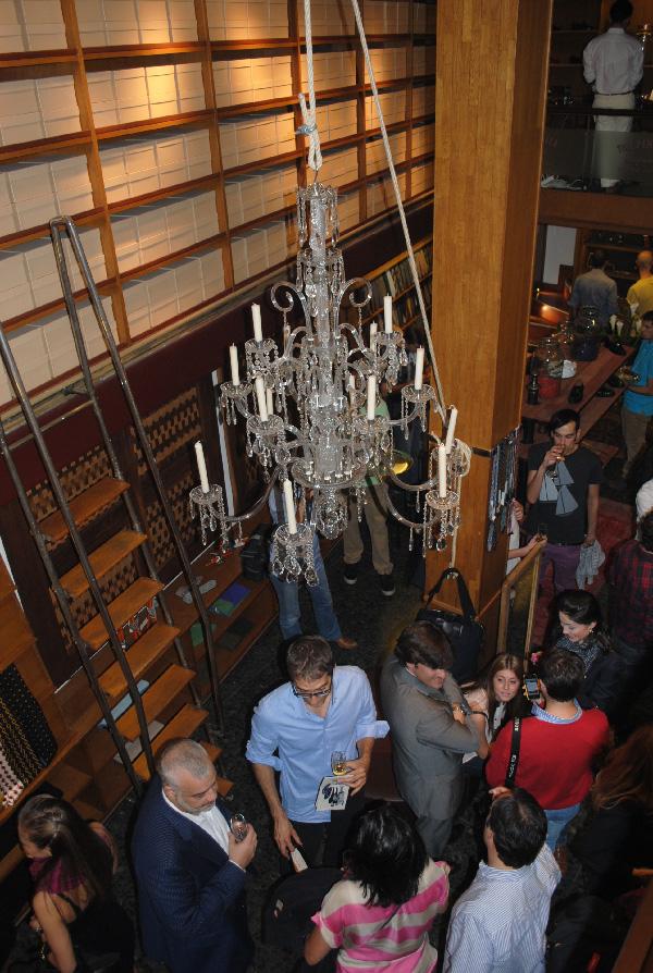 TOMMY HILFIGER Y G.H.BASS & CO, LAUNCHES A SHOE LIMITED EDITION COLLECTION TOMMY HILFIGER Y G.H.BASS & CO, LAUNCHES A SHOE LIMITED EDITION COLLECTION