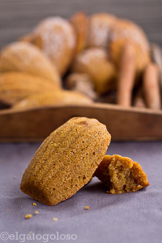 Pumpkin madeleines o Maigualidas de auyama