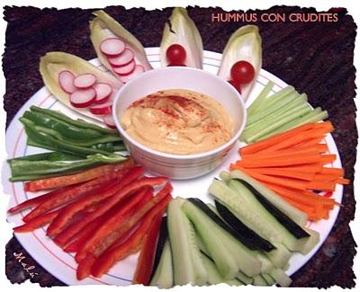 HUMMUS CON CRUDITÉS HUMMUS CON CRUDITÉS