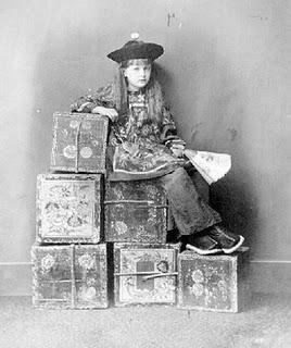 LA MIRADA DE LEWIS CARROLL. LA MIRADA DE LEWIS CARROLL.