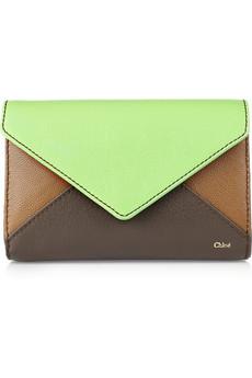 Los bolsos “Sobre” Los bolsos “Sobre”