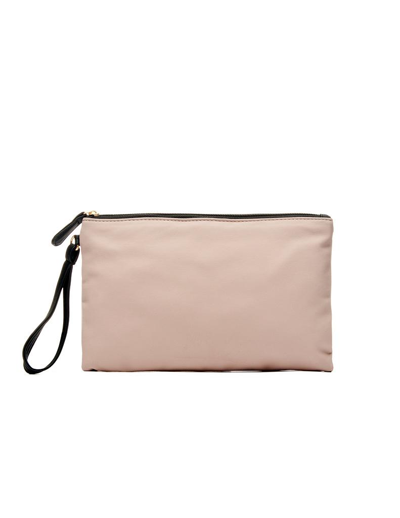 Los bolsos “Sobre” Los bolsos “Sobre”