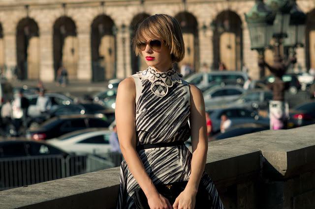 STREET LOOKS AT PARIS FASHION WEEK SS 2012 PART II STREET LOOKS AT PARIS FASHION WEEK SS 2012 PART II
