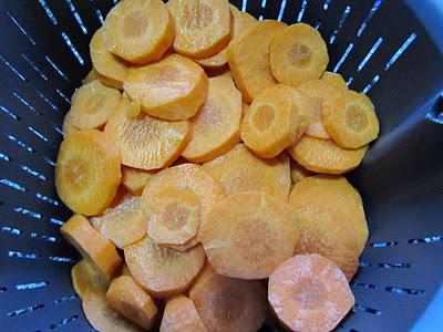 QUEQUÉ DE COCO Y ZANAHORIA QUEQUÉ DE COCO Y ZANAHORIA