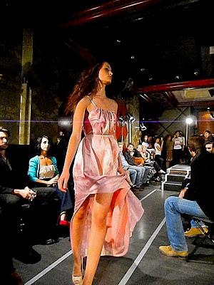 La Hoja Parroquial de la Moda. La Hoja Parroquial de la Moda.