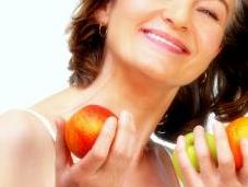 ¿Cómo tratar naturalmente síntomas menopausia?