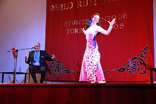 Tarde apasionada en Torremolinos: Poesía y Flamenco Tarde apasionada en Torremolinos: Poesía y Flamenco
