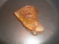 Ensalada de tataki de atún y granada Ensalada de tataki de atún y granada