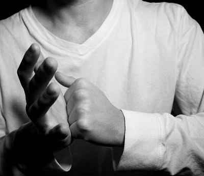 ¿Por qué truenan los dedos? ¿Por qué truenan los dedos?