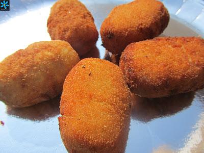 CROQUETAS DE SETAS Y JAMÓN CROQUETAS DE SETAS Y JAMÓN