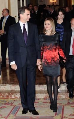 Dña. Letizia en los Premios Francisco Cerecedo y en el día de la Banderita Dña. Letizia en los Premios Francisco Cerecedo y en el día de la Banderita