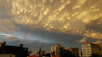 Extrañas formaciones nubosas cautivan cielo dominicano