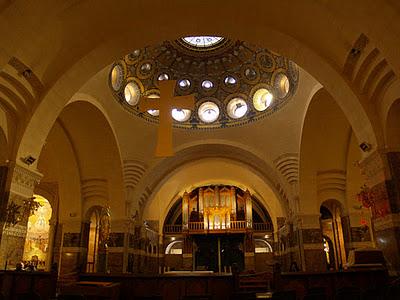 Lourdes y el turismo religioso