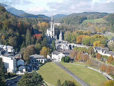 Lourdes y el turismo religioso