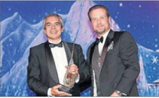 Primer español que logra el premio internacional de Cirugía de Trasplante de Cabello Primer español que logra el premio internacional de Cirugía de Trasplante de Cabello