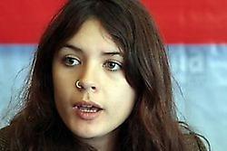 Ante escalada neoliberal en su país: Camila Vallejo advierte sobre política de consenso en Chile