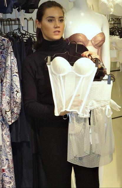 VANITY FAIR & BLOGGERS: COLECCIÓN FALL / WINTER 2011 VANITY FAIR & BLOGGERS: COLECCIÓN FALL / WINTER 2011