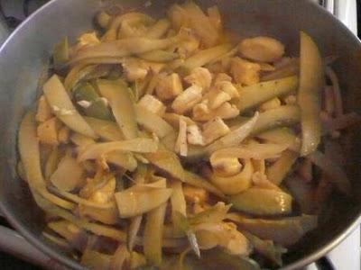 Pescado en salsa de maracuyá y mostaza Pescado en salsa de maracuyá y mostaza