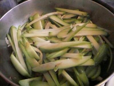 Pescado en salsa de maracuyá y mostaza Pescado en salsa de maracuyá y mostaza
