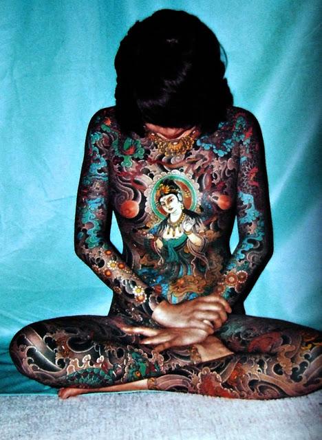 13 Lunas -mujeres que corren con los lobos III 13 Lunas -mujeres que corren con los lobos III