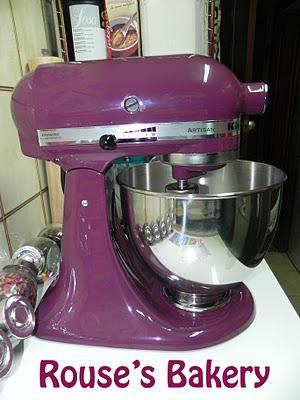 Stromboli con salchichón y pimiento. Stromboli con salchichón y pimiento.