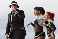 La reseña mas completa de los Grammy Latinos. Daddy Yankee desde las alturas