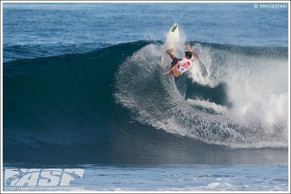 Reef Hawaiian Pro 2011