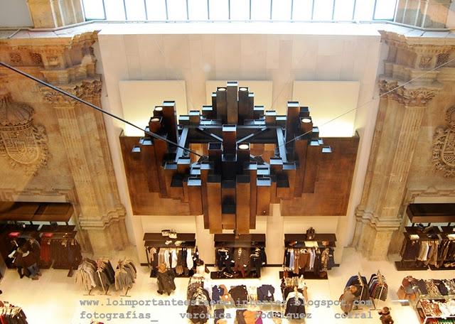 ZARA EN SALAMANCA_ DE LA MARCA INTERNACIONAL AL HISTORICISMO LOCAL ZARA EN SALAMANCA_ DE LA MARCA INTERNACIONAL AL HISTORICISMO LOCAL