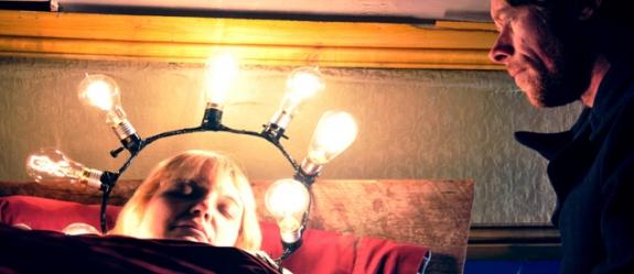 lalternativa-2011-un-anodino-cocktail-de-referencias-para-un-film-indispensable lalternativa-2011-un-anodino-cocktail-de-referencias-para-un-film-indispensable