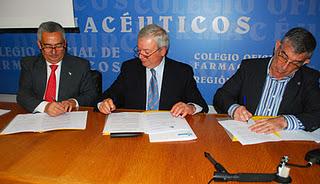 560 farmacias murcianas comienzan a recoger radiografías inservibles para una campaña solidaria 560 farmacias murcianas comienzan a recoger radiografías inservibles para una campaña solidaria